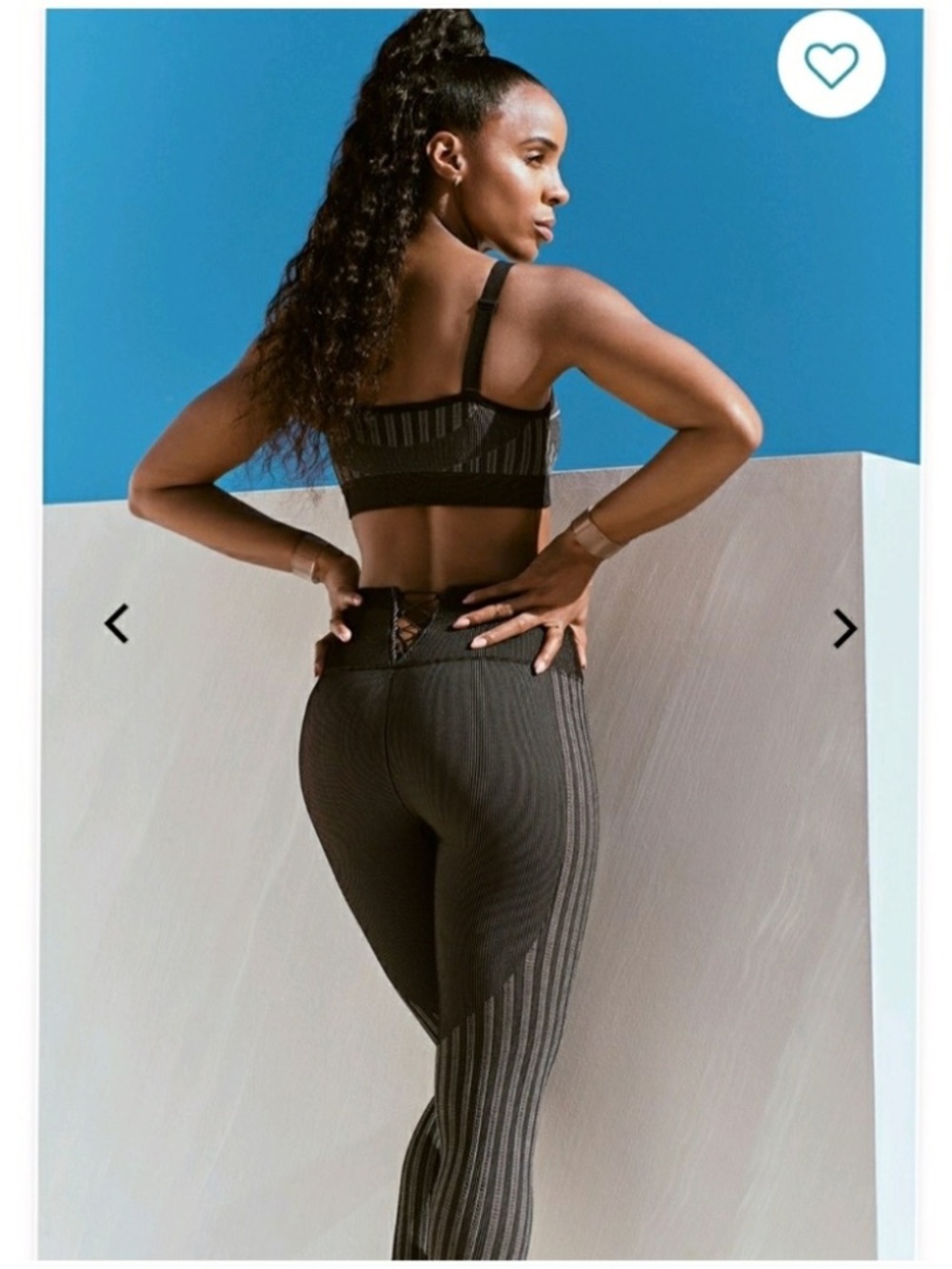 Fabletics set Sports Bra and High Waisted  Seamless Ribbed Leggings